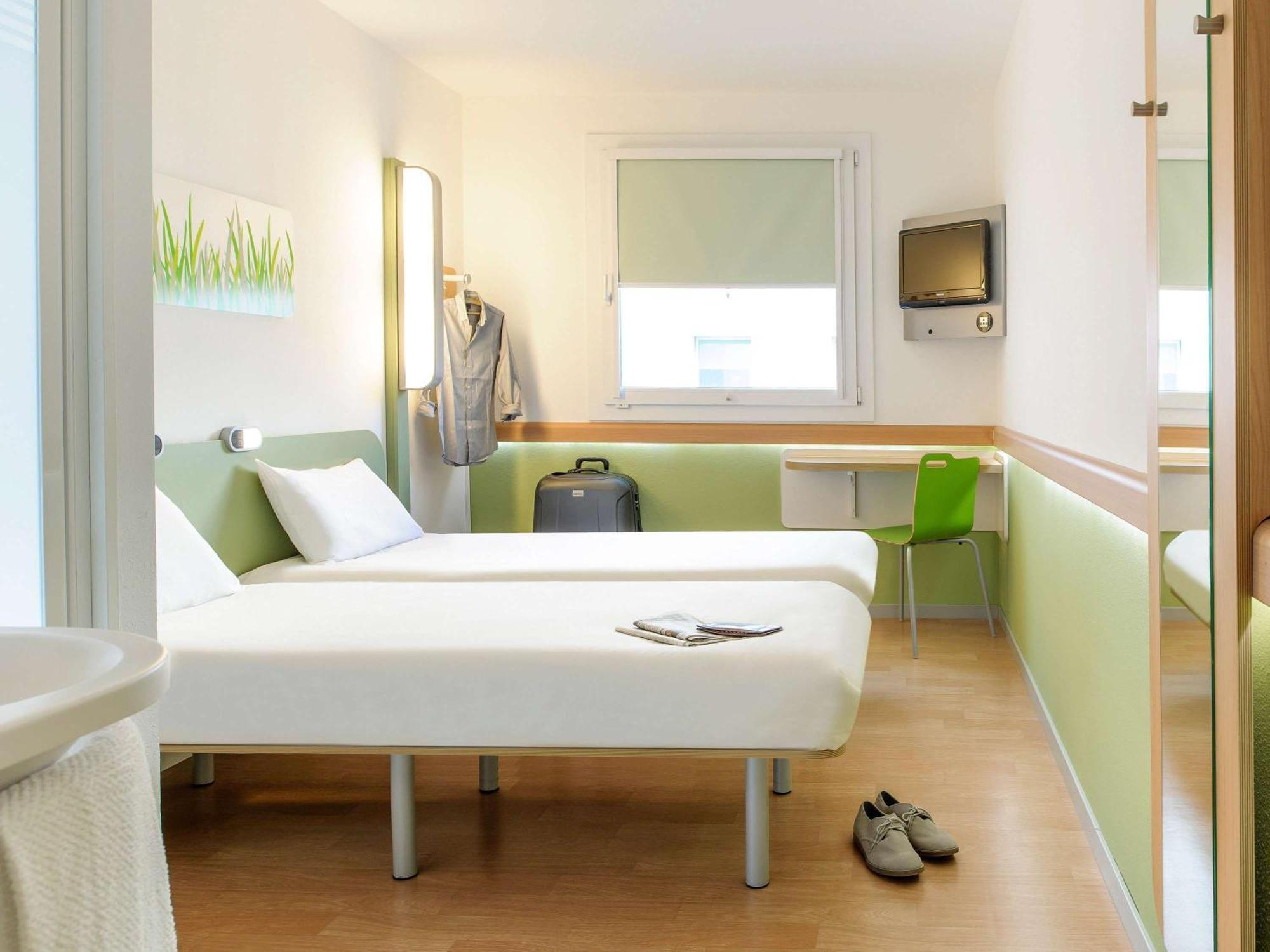 Ibis Budget Velizy Esterno foto