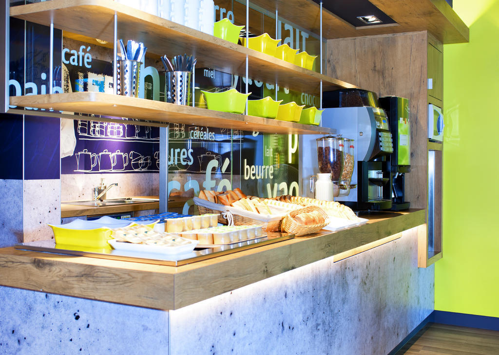 Ibis Budget Velizy Esterno foto