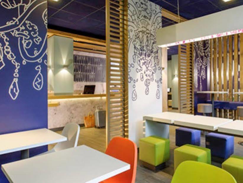 Ibis Budget Velizy Esterno foto